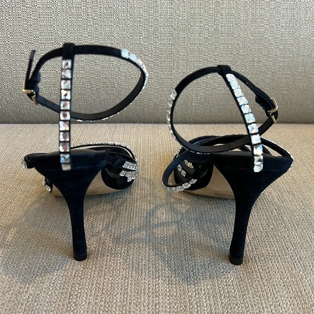 NWT Larroude Black Suede Sasha Heels